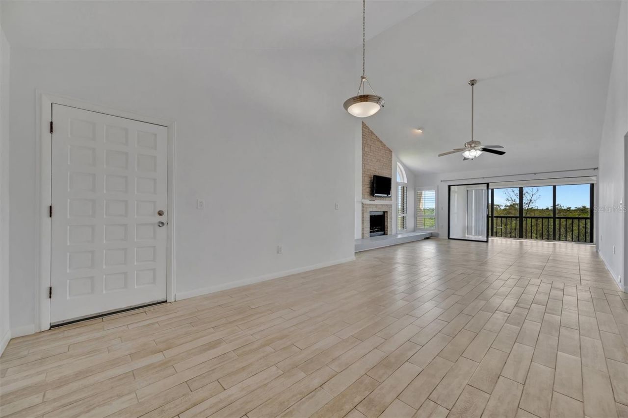 8710 54th Avenue W, Unit 8710, Bradenton, FL 34210 Photo