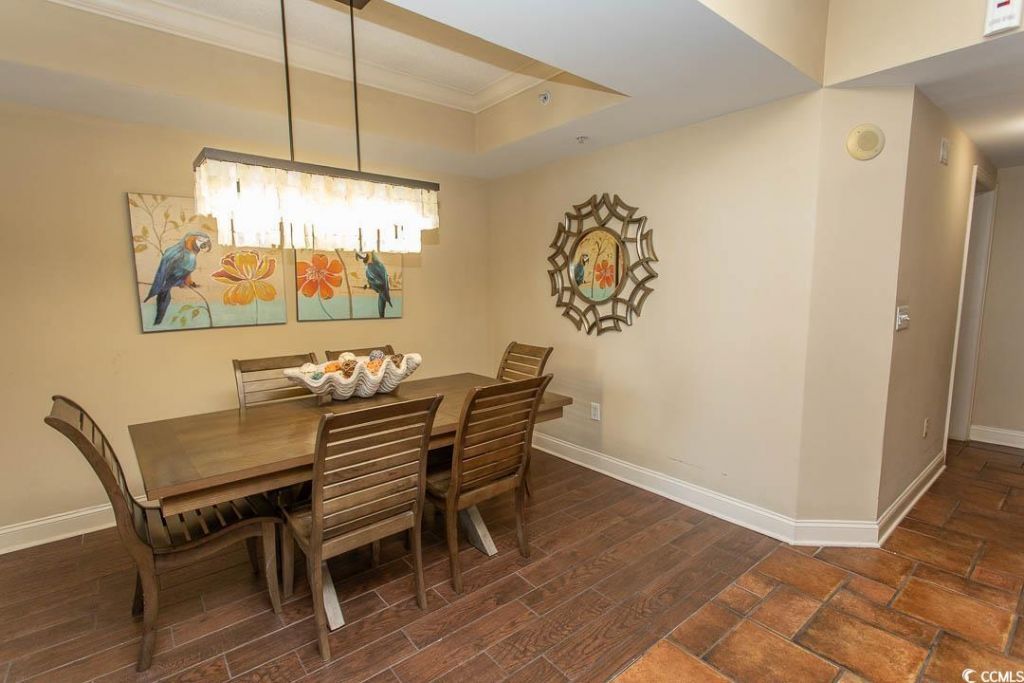 100 North Beach Blvd. Photo 14