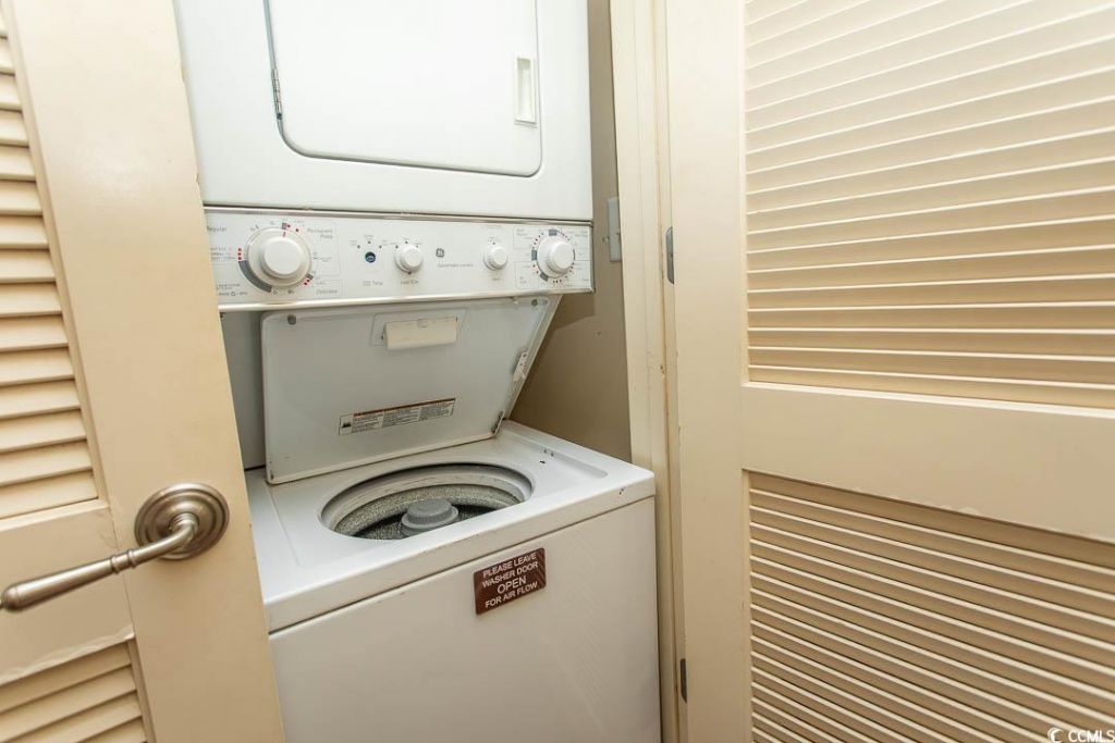 100 North Beach Blvd. Photo 15