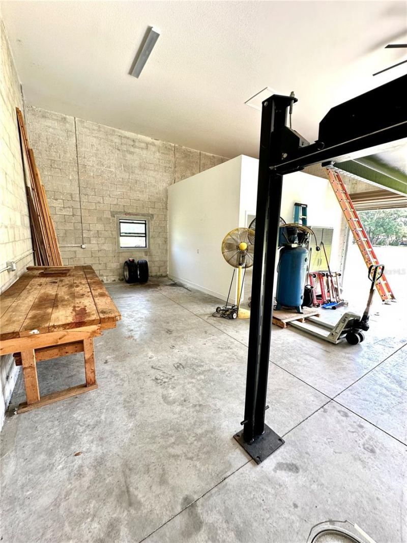 5319 W Trapnell Road, Dover, FL 33527 Photo