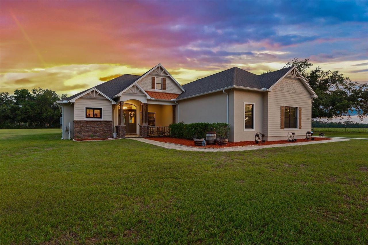 5319 W Trapnell Road, Dover, FL 33527 Photo