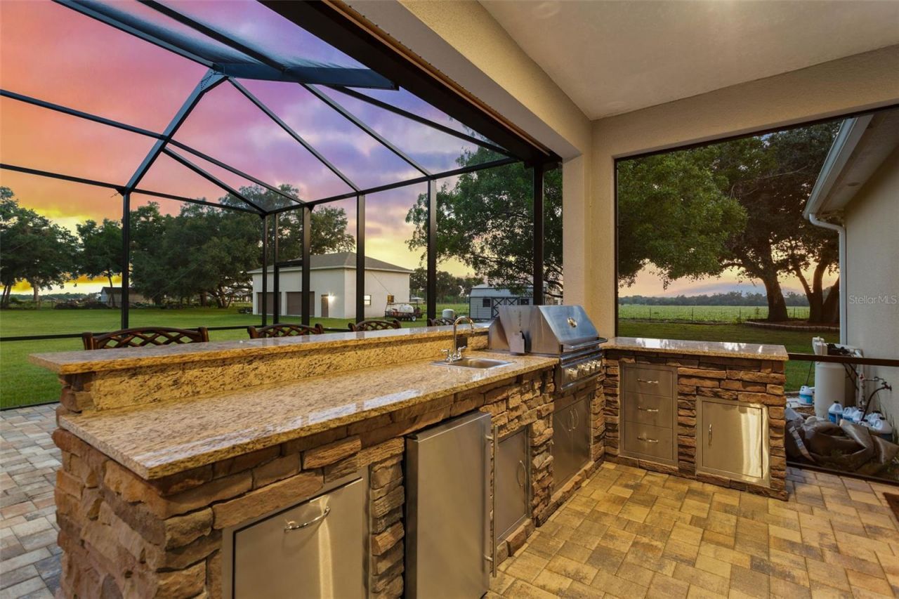 5319 W Trapnell Road, Dover, FL 33527 Photo