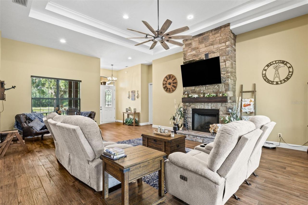 5319 W Trapnell Road, Dover, FL 33527 Photo