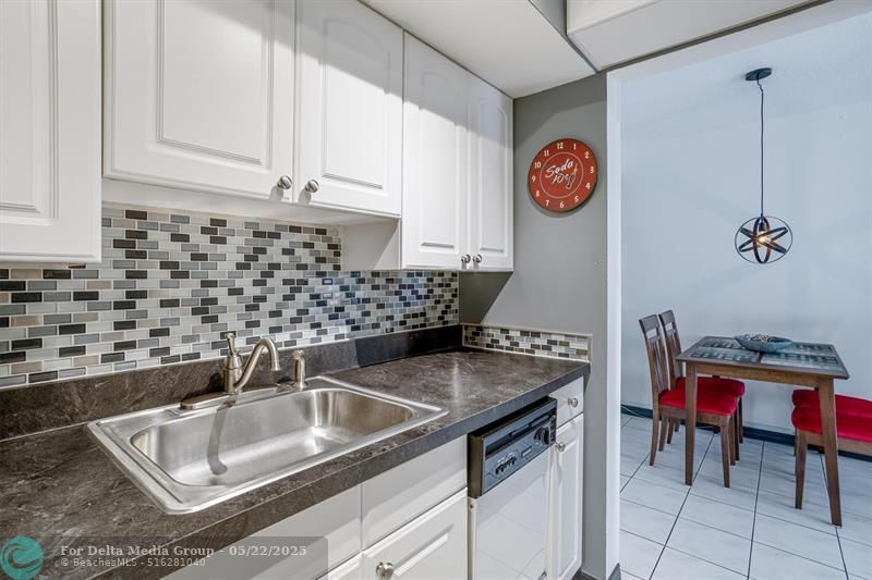 15600 NE 6th Avenue, Unit 26B, Miami, FL 33162 Photo