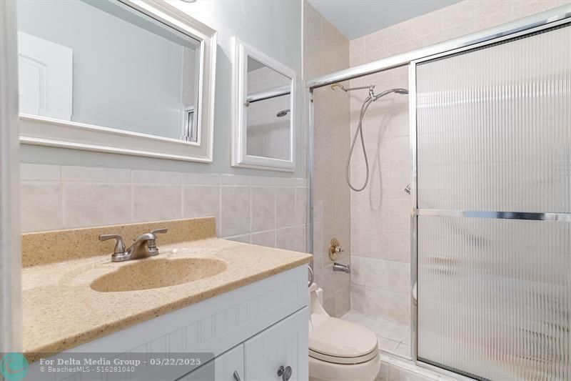 15600 NE 6th Avenue, Unit 26B, Miami, FL 33162 Photo