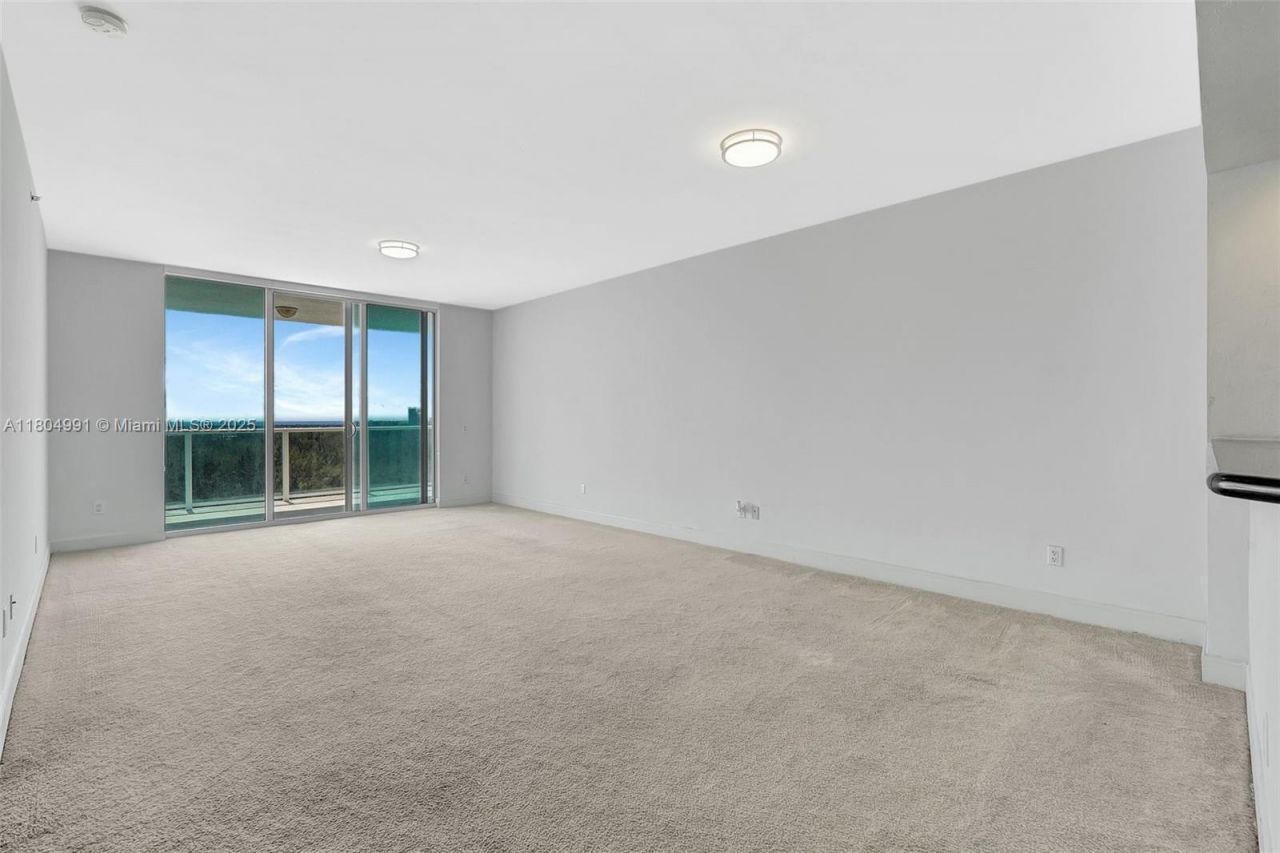 14951 Royal Oaks Ln, Unit 1406, North Miami, FL 33181 Photo