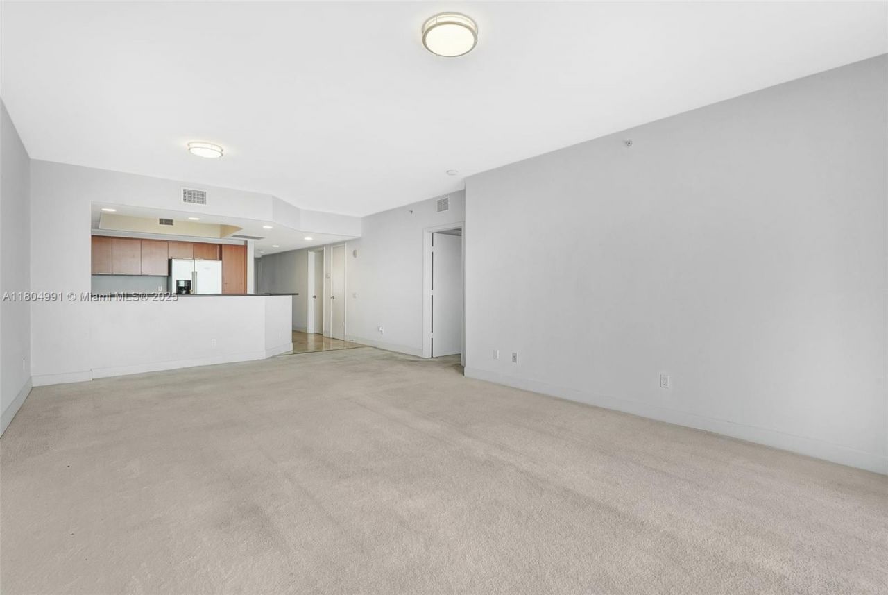 14951 Royal Oaks Ln, Unit 1406, North Miami, FL 33181 Photo