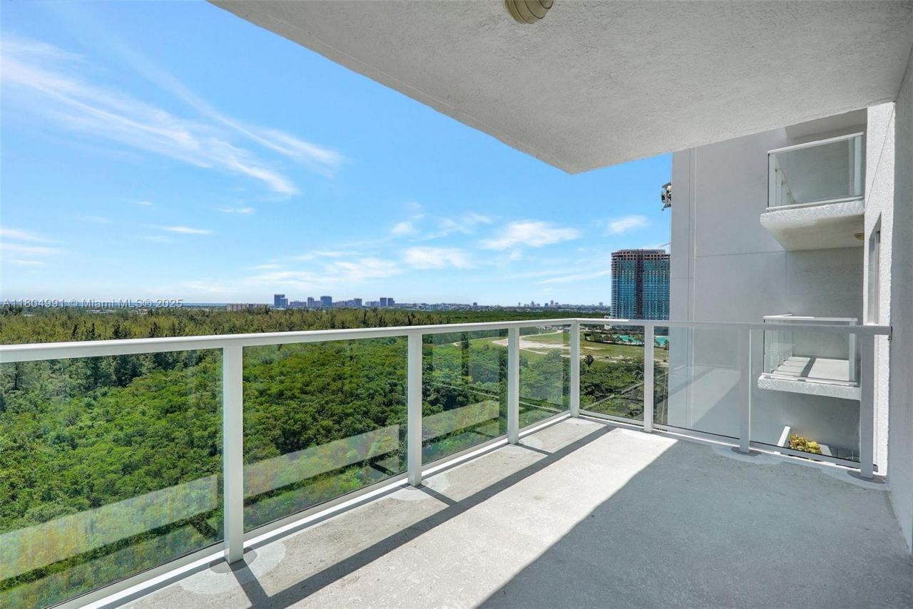 14951 Royal Oaks Ln, Unit 1406, North Miami, FL 33181 Photo