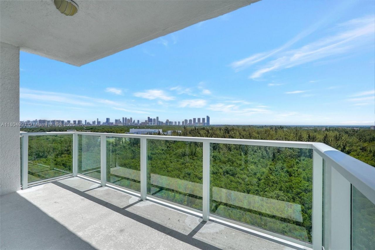 14951 Royal Oaks Ln, Unit 1406, North Miami, FL 33181 Photo