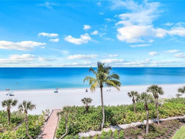 10475 GULFSHORE DR, Unit 142, NAPLES, FL 34108