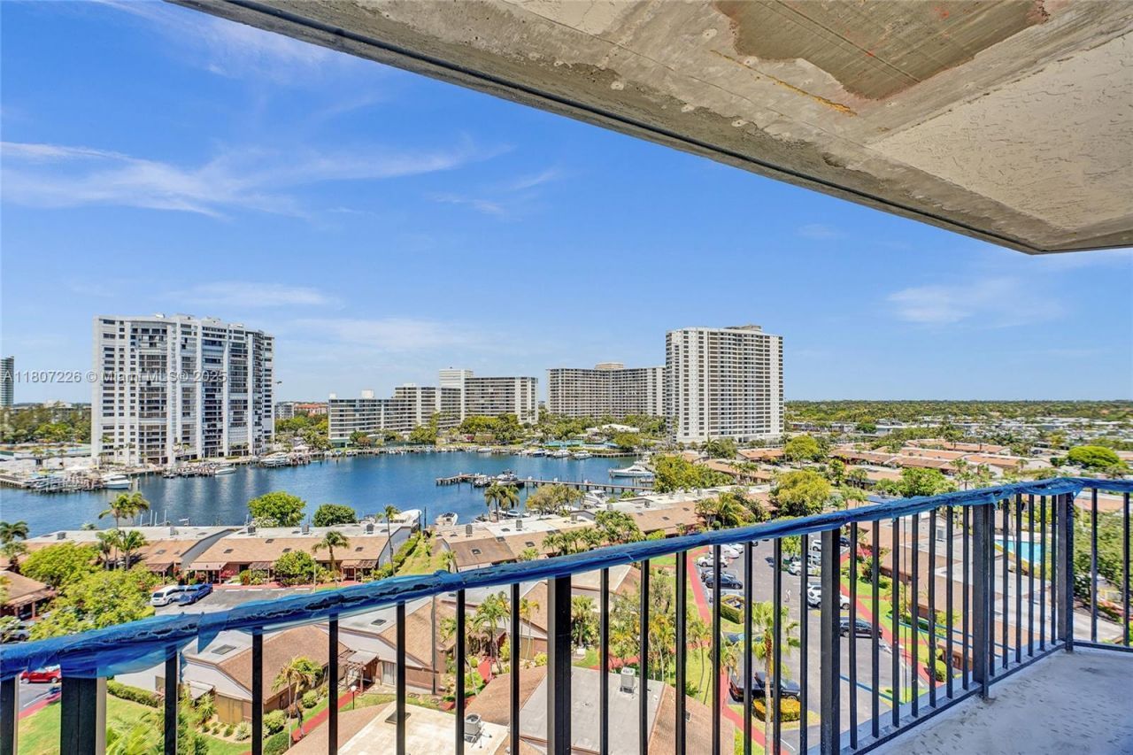 200 Leslie Dr, Unit 1031, Hallandale Beach, FL 33009 Photo