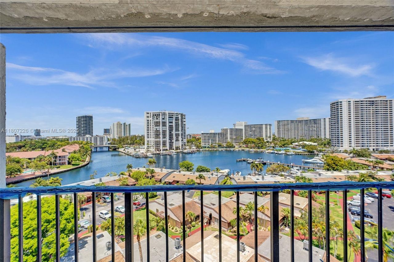 200 Leslie Dr, Unit 1031, Hallandale Beach, FL 33009 Photo