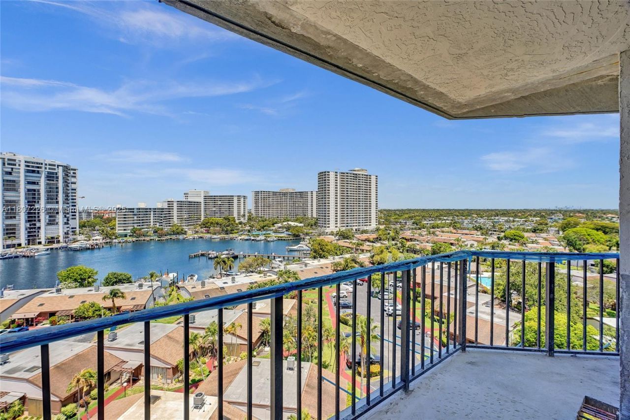 200 Leslie Dr, Unit 1031, Hallandale Beach, FL 33009 Photo