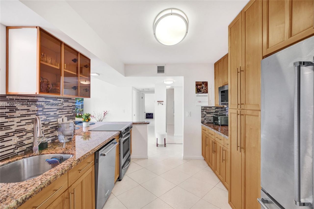 200 Leslie Dr, Unit 1031, Hallandale Beach, FL 33009 Photo