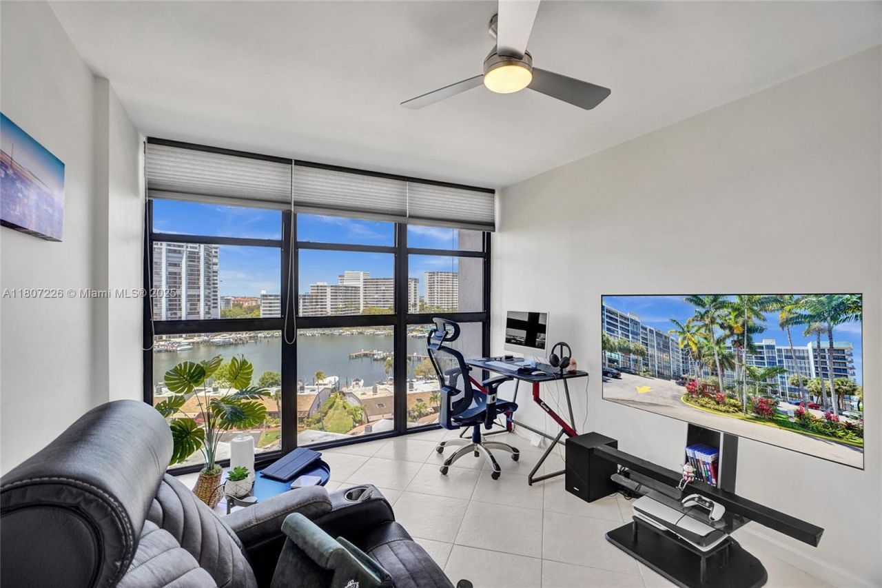 200 Leslie Dr, Unit 1031, Hallandale Beach, FL 33009 Photo