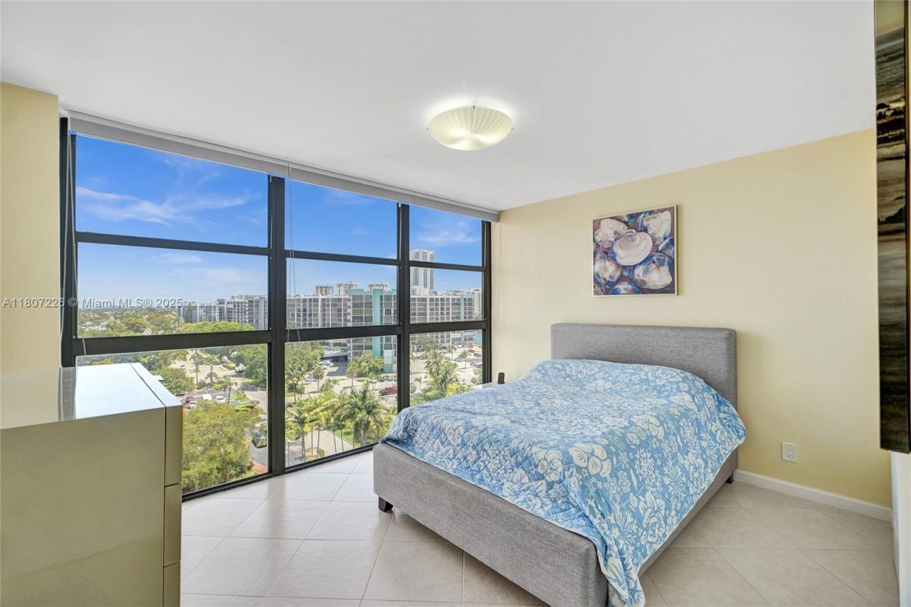 200 Leslie Dr, Unit 1031, Hallandale Beach, FL 33009 Photo