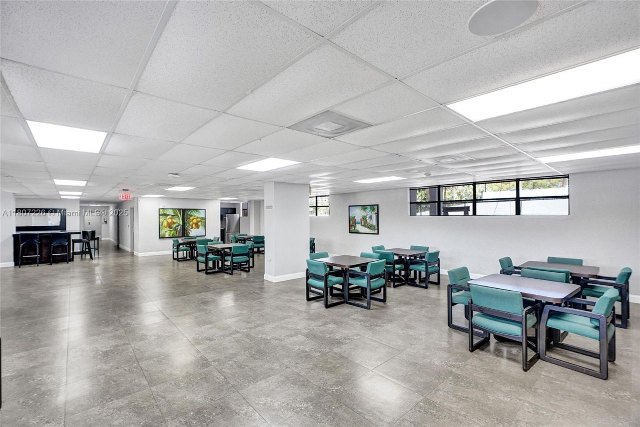 200 Leslie Dr, Unit 1031, Hallandale Beach, FL 33009 Photo