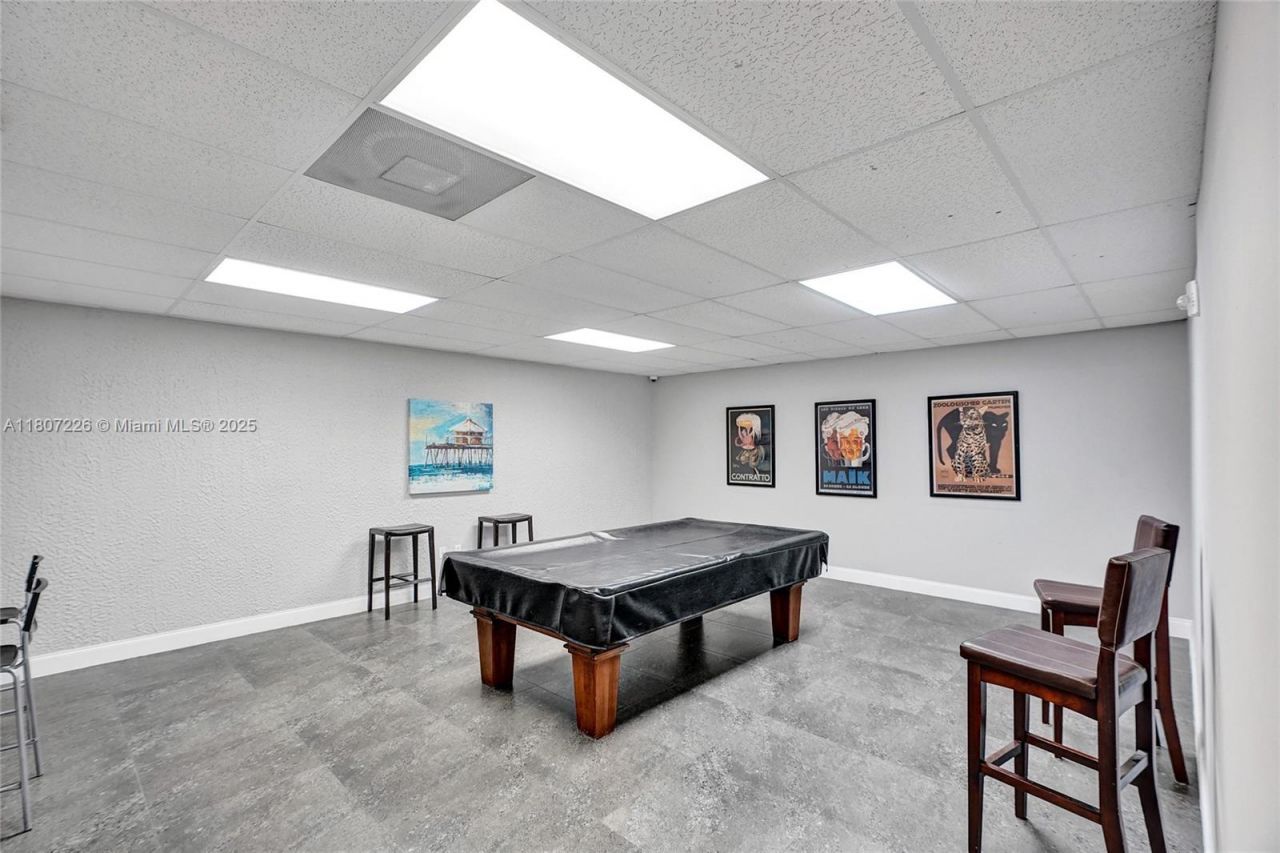 200 Leslie Dr, Unit 1031, Hallandale Beach, FL 33009 Photo