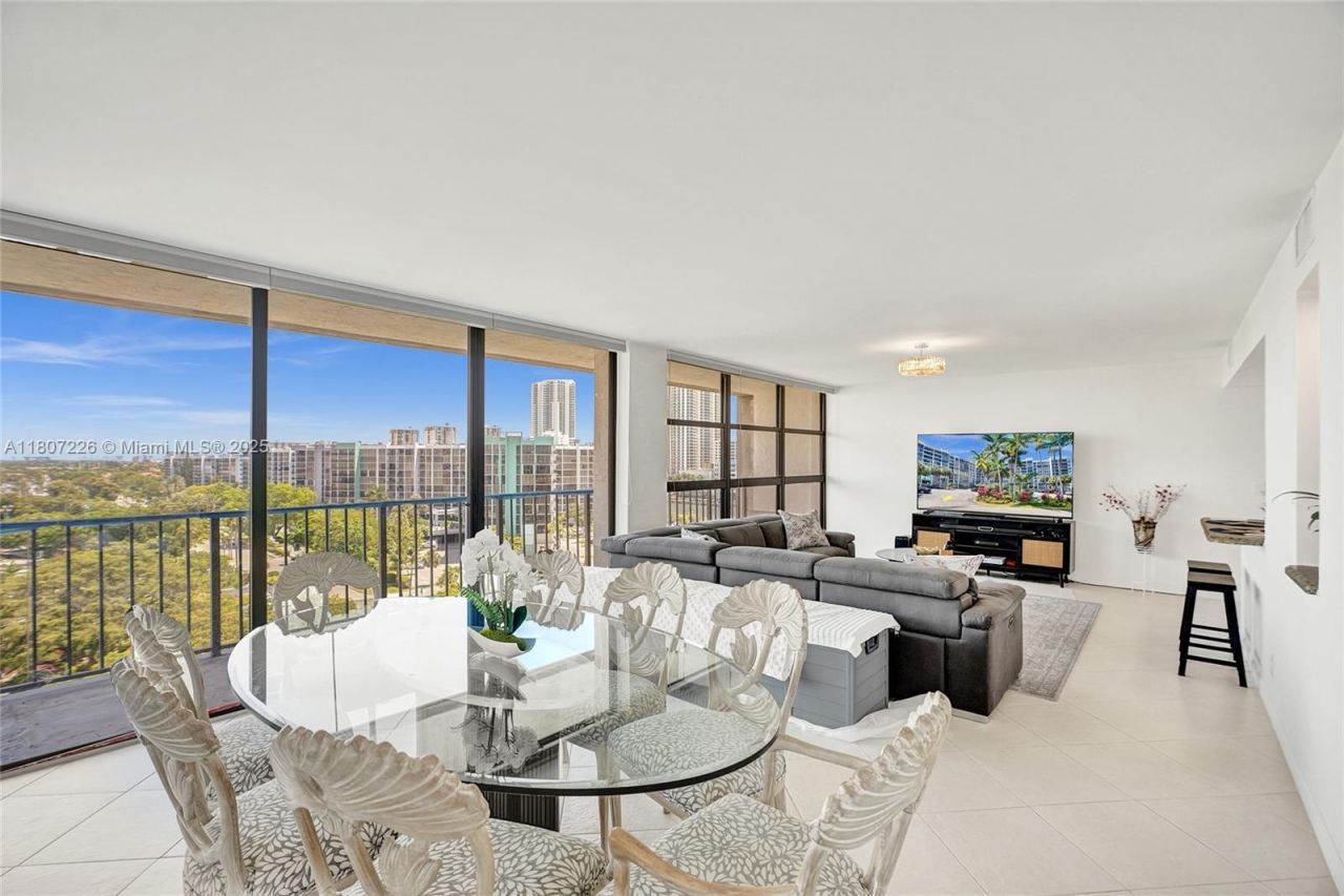 200 Leslie Dr, Unit 1031, Hallandale Beach, FL 33009 Photo