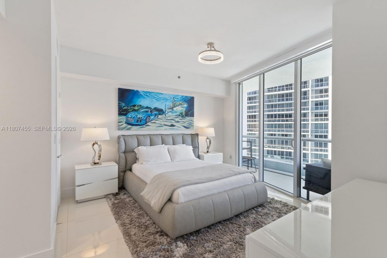 495 Brickell Ave, Unit 2304, Miami, FL 33131 Photo
