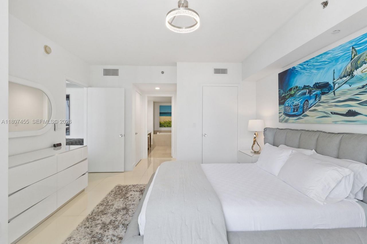 495 Brickell Ave, Unit 2304, Miami, FL 33131 Photo