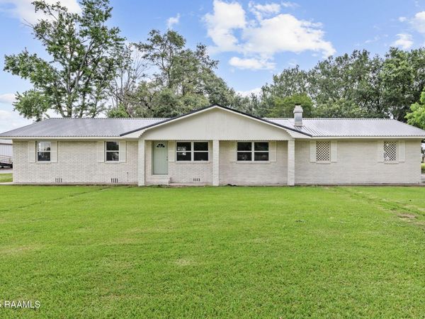 4034 Catahoula Highway, St. Martinville, LA 70582