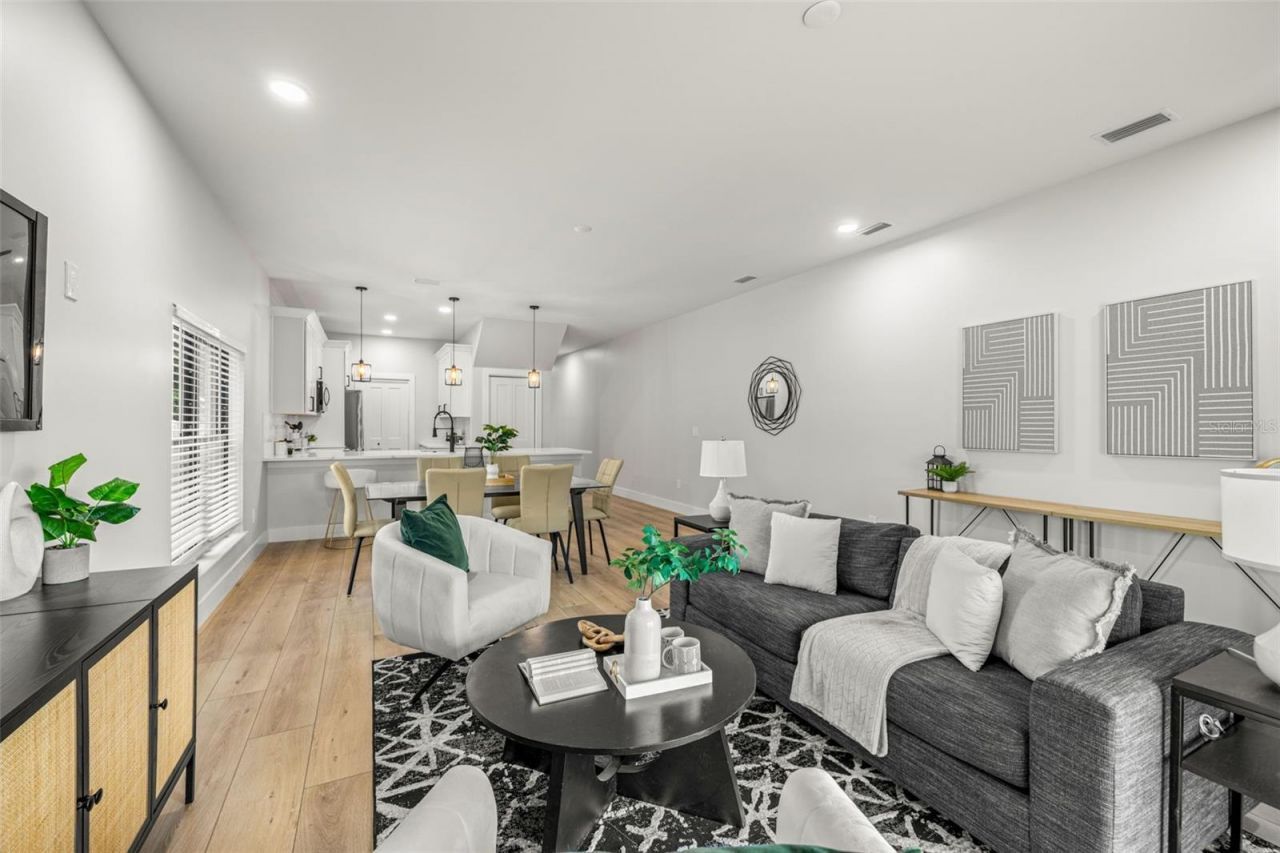 4308 W Gray Street, Unit 2 thru 5, Tampa, FL 33609 Photo