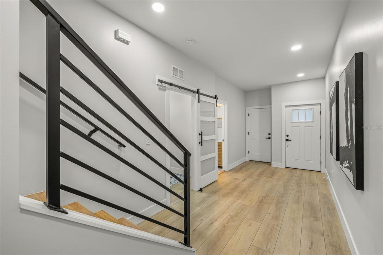 4308 W Gray Street, Unit 2 thru 5, Tampa, FL 33609 Photo