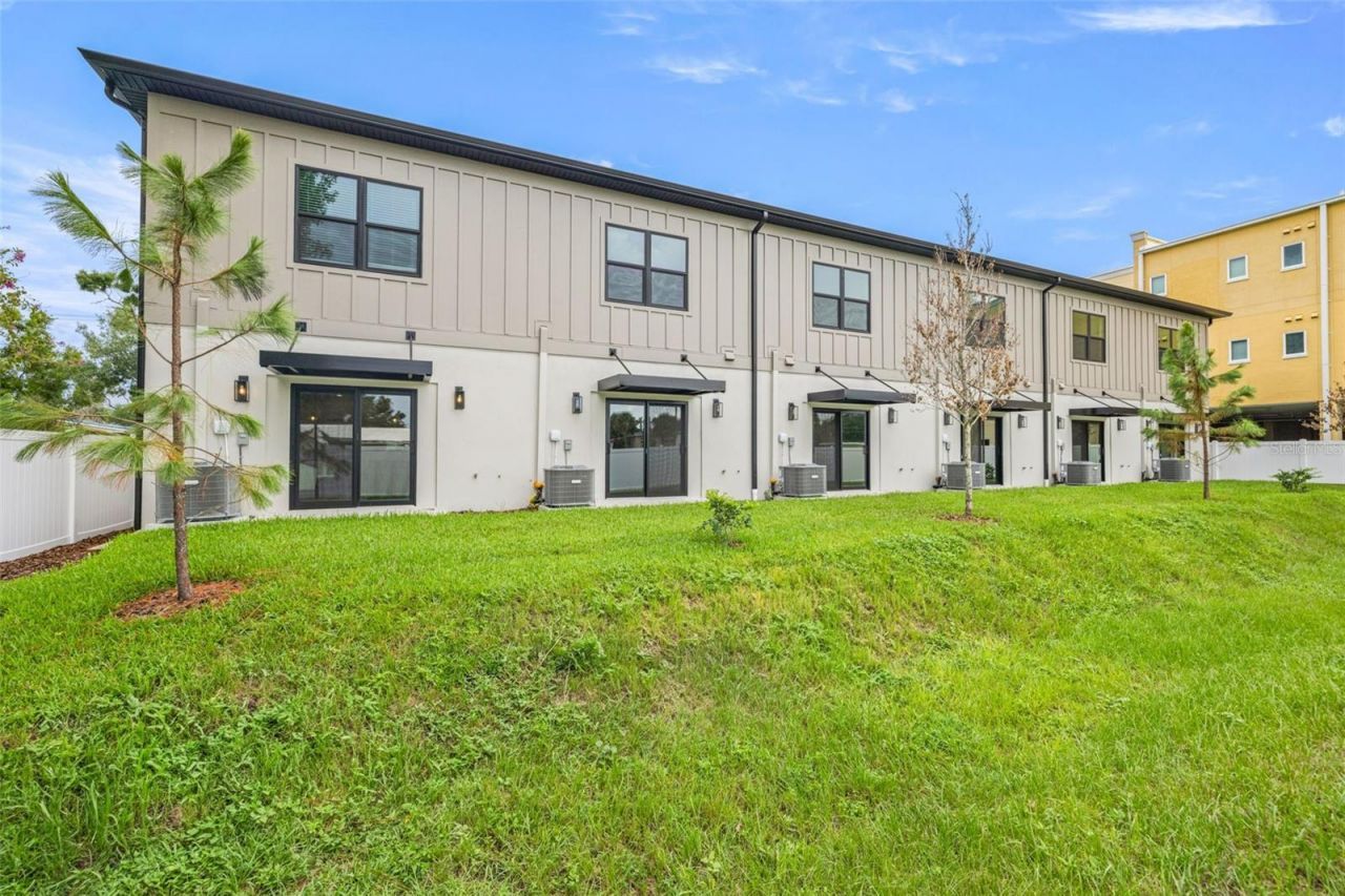 4308 W Gray Street, Unit 2 thru 5, Tampa, FL 33609 Photo