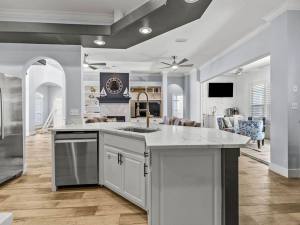 4604 Paradise Isle Isle, Destin, FL 32541