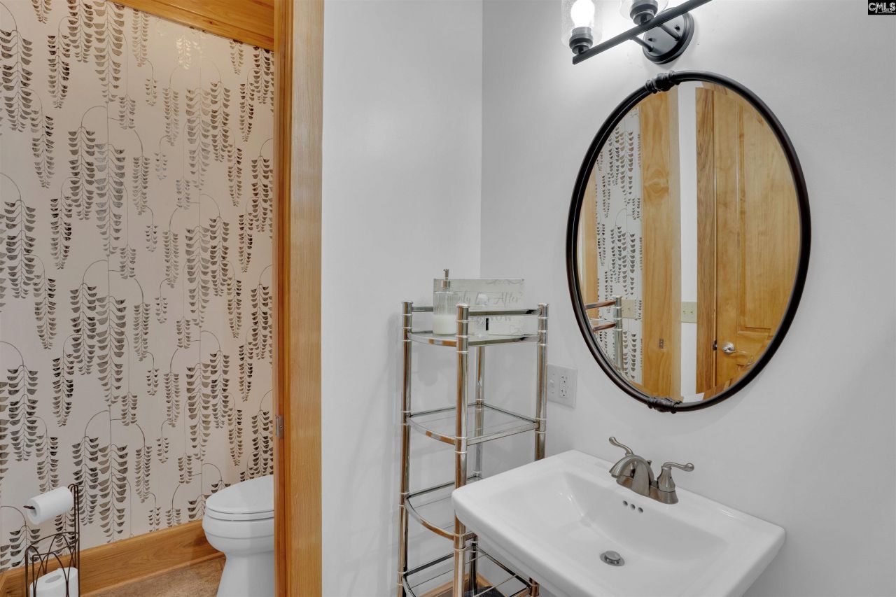 1530 Buck Hill Road Photo 47