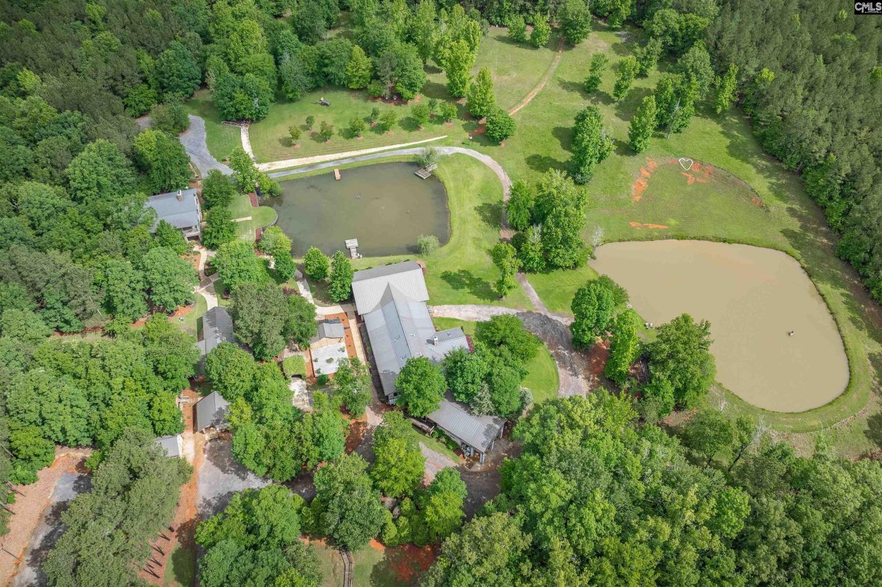 1530 Buck Hill Road Photo 5