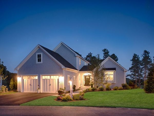 12 Wisteria Rd, Plymouth, MA 02360