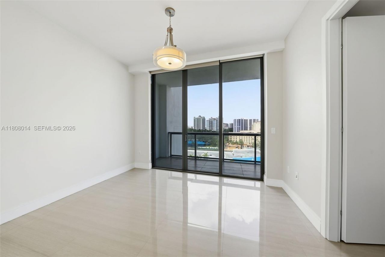 3250 NE 188th St, Unit 906, Aventura, FL 33180 Photo