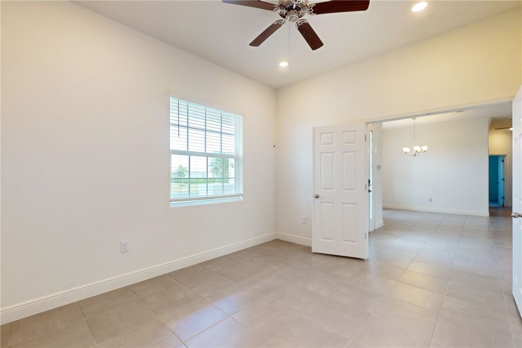2545 Saint Lucia Circle, Vero Beach, FL 32967 Photo