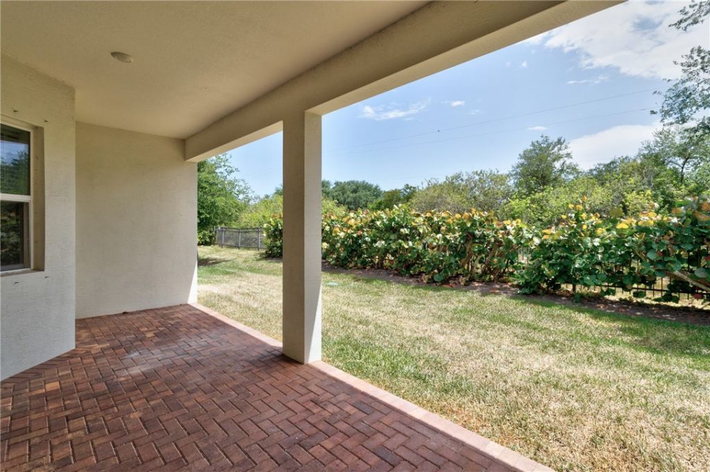 2545 Saint Lucia Circle, Vero Beach, FL 32967 Photo