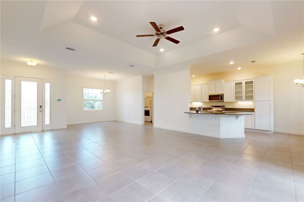 2545 Saint Lucia Circle, Vero Beach, FL 32967 Photo