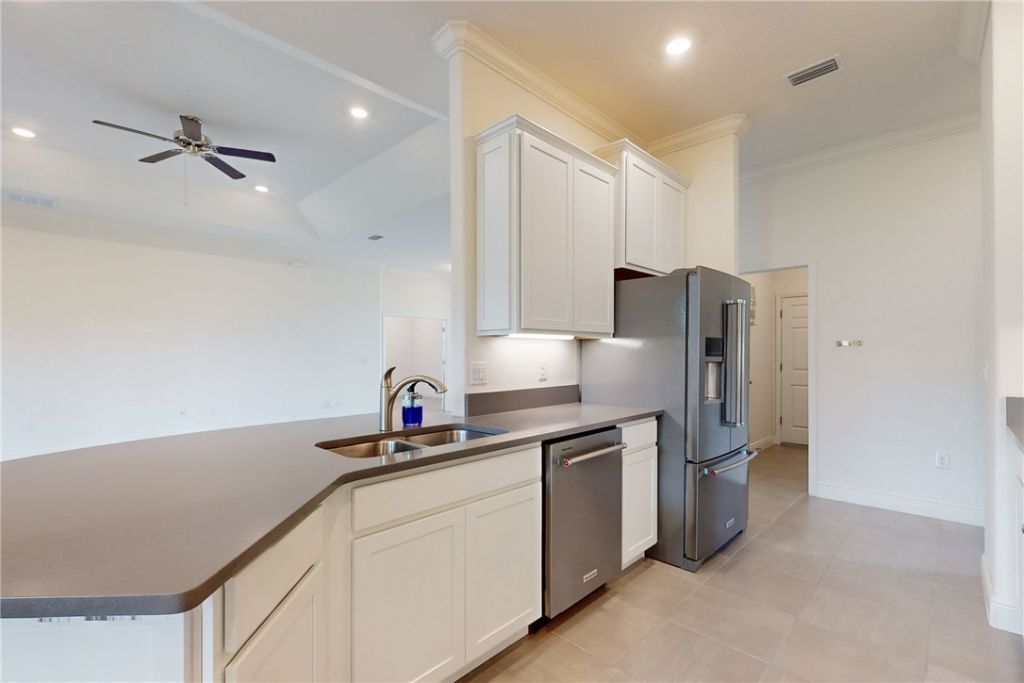 2545 Saint Lucia Circle, Vero Beach, FL 32967 Photo