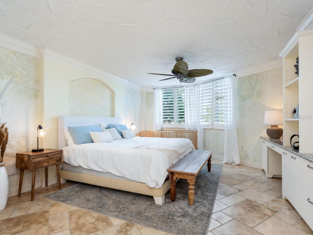 5880 Midnight Pass Road, Unit 207, Sarasota, FL 34242 Photo