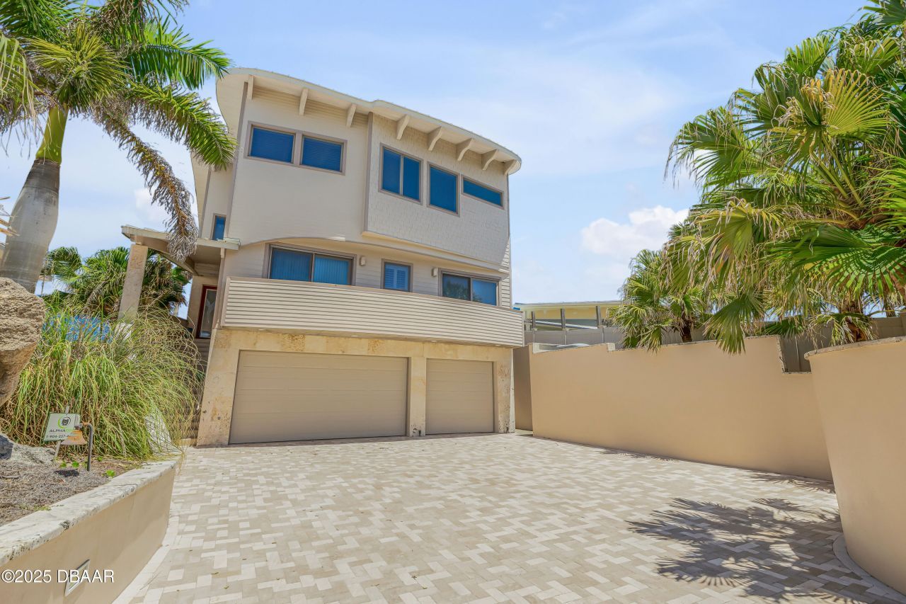 1209 N Atlantic Avenue, New Smyrna Beach, FL 32169 Photo