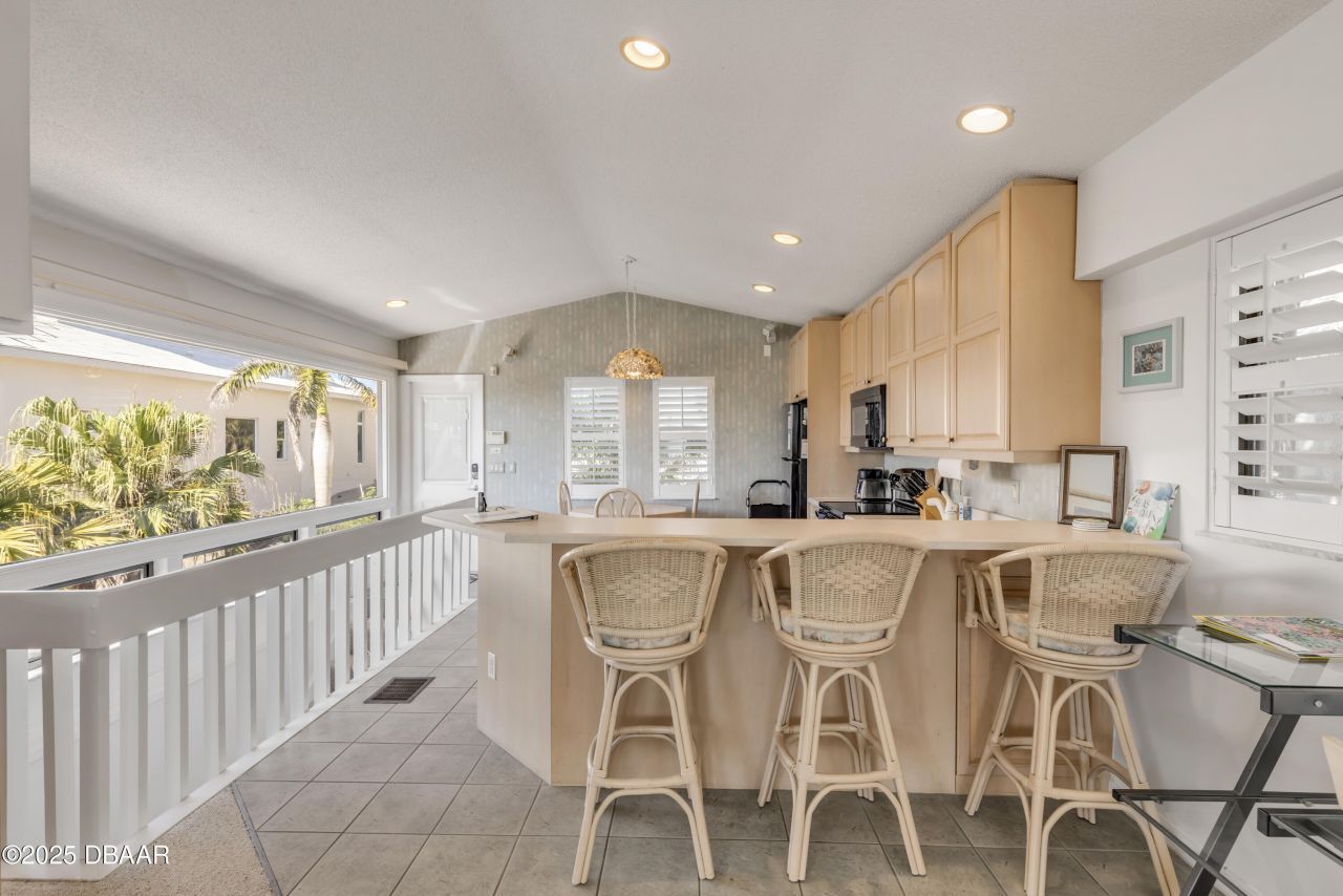 1209 N Atlantic Avenue, New Smyrna Beach, FL 32169 Photo