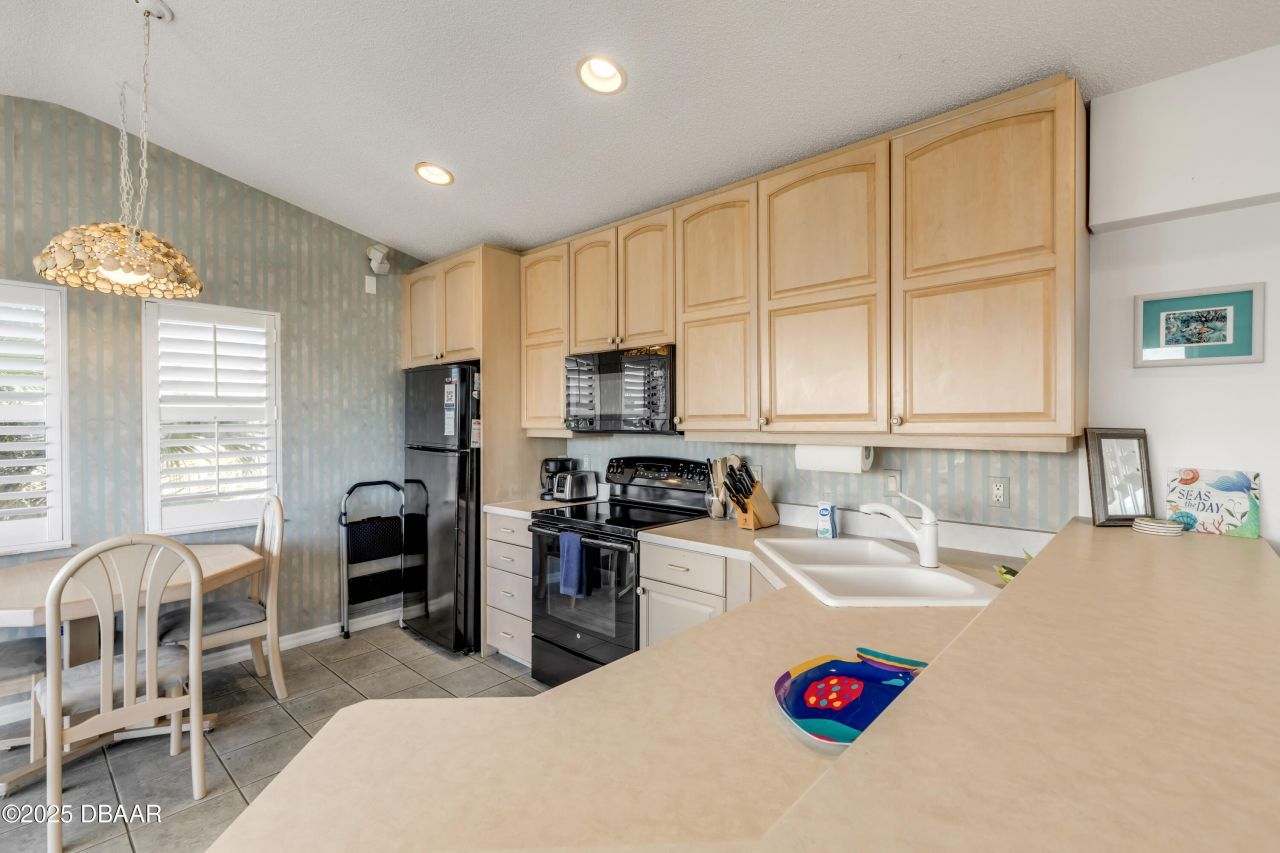 1209 N Atlantic Avenue, New Smyrna Beach, FL 32169 Photo