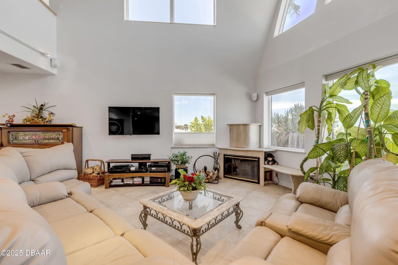 1209 N Atlantic Avenue, New Smyrna Beach, FL 32169 Photo