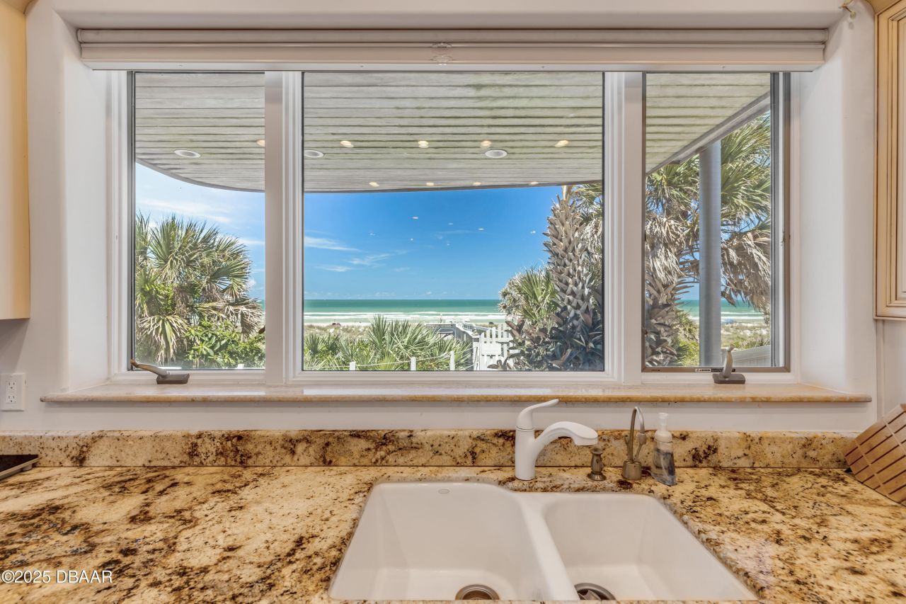 1209 N Atlantic Avenue, New Smyrna Beach, FL 32169 Photo