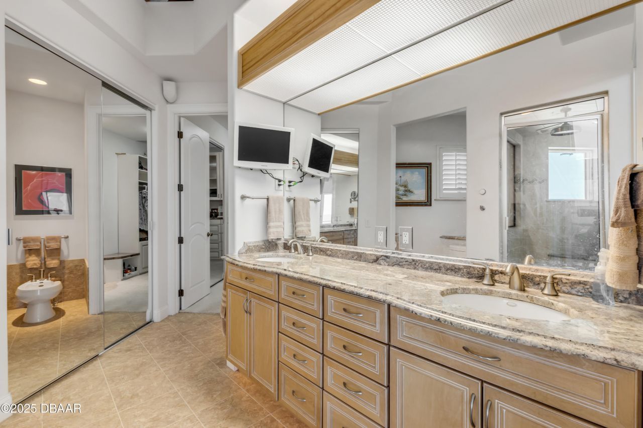 1209 N Atlantic Avenue, New Smyrna Beach, FL 32169 Photo