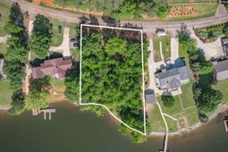 2022 Lake Road photo 4