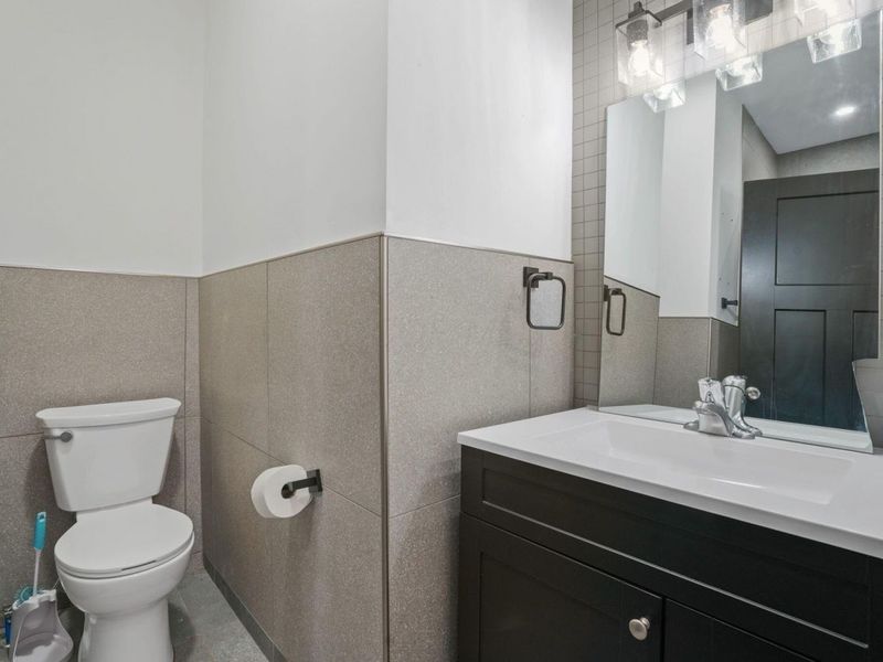 2278 Ridgeway Avenue, Columbus, OH 43219 Photo 11