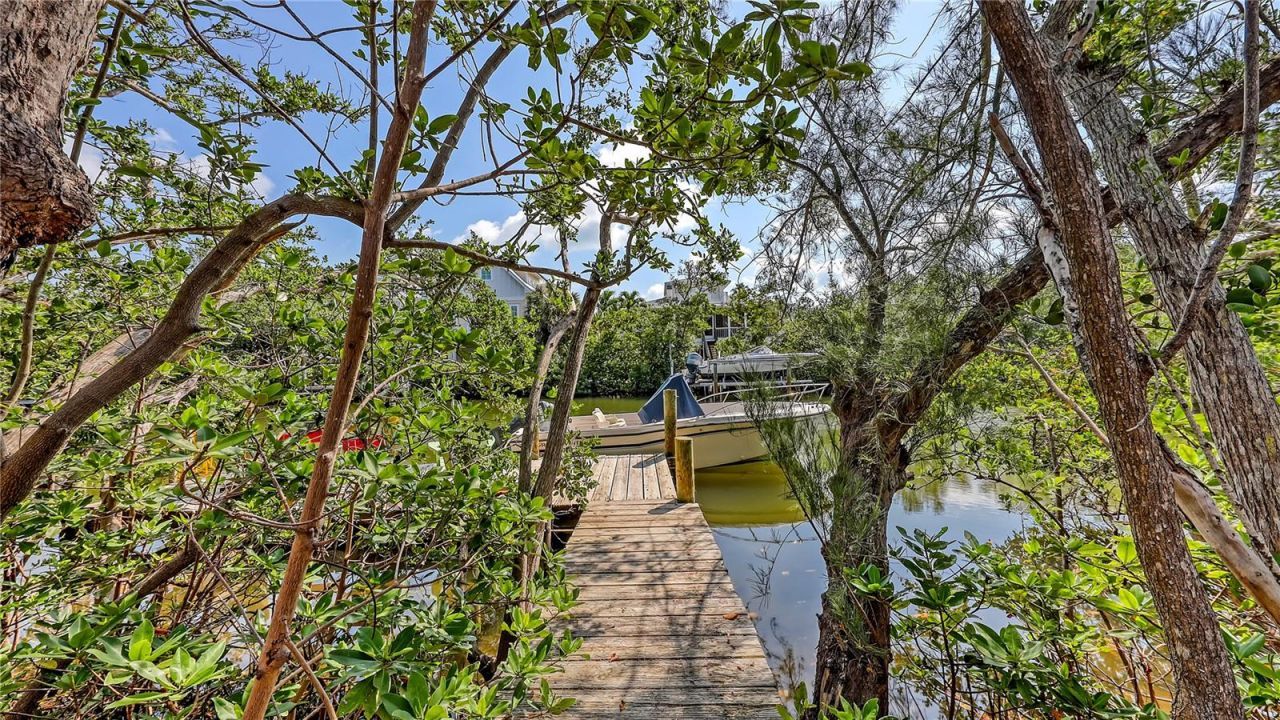 120 Hammock Road, Anna Maria, FL 34216 Photo