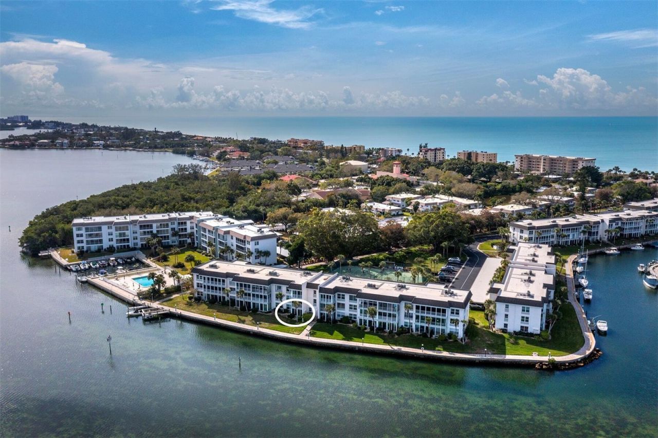4310 Falmouth Drive, Unit 105, Longboat Key, FL 34228 Photo