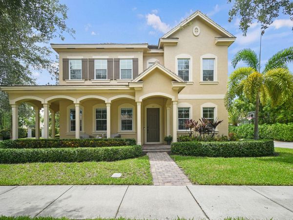 111 Tullamore Avenue, Jupiter, FL 33458